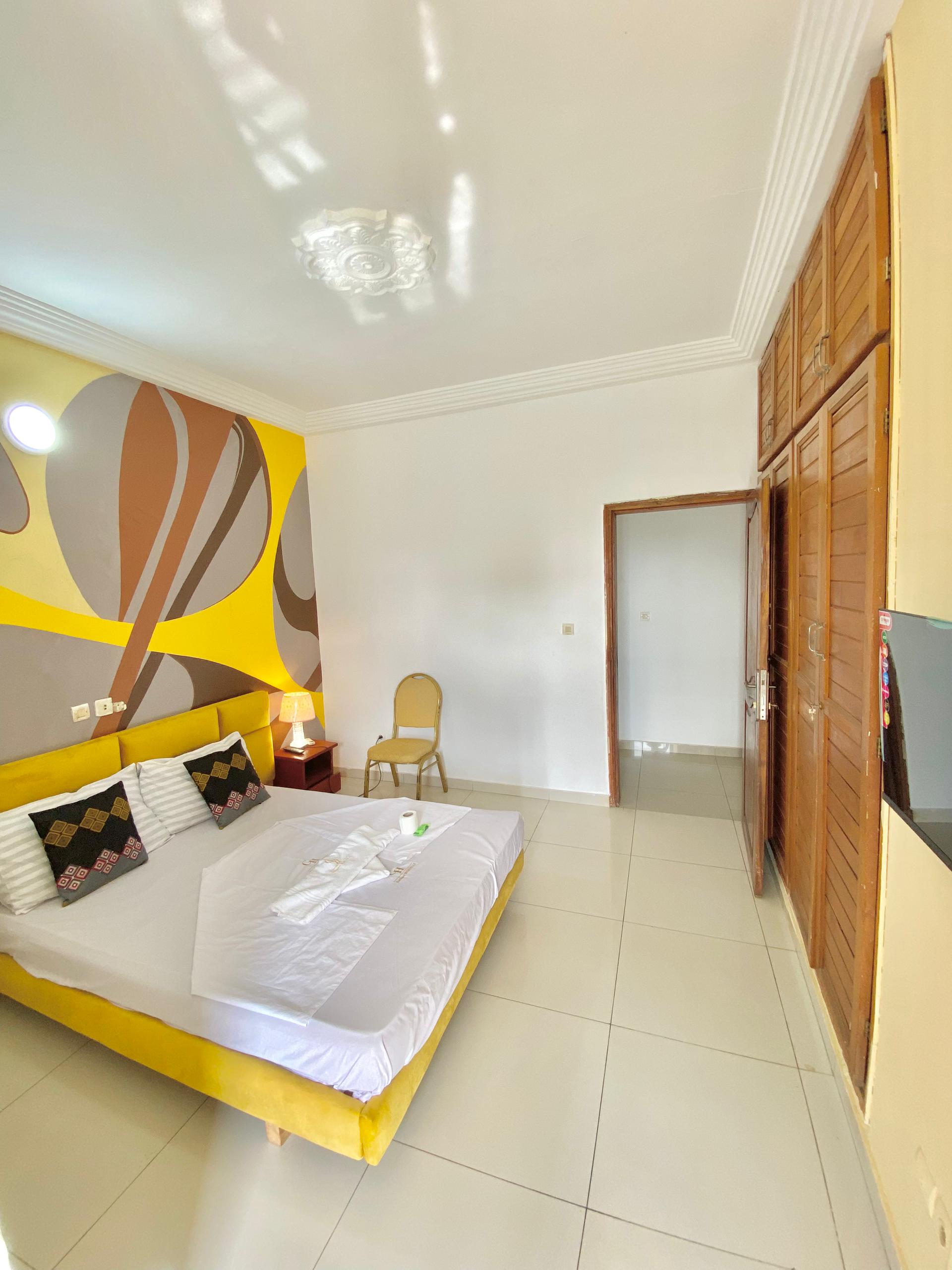 CHAMBRE N°111 RESIDENCE MERVEILLE 