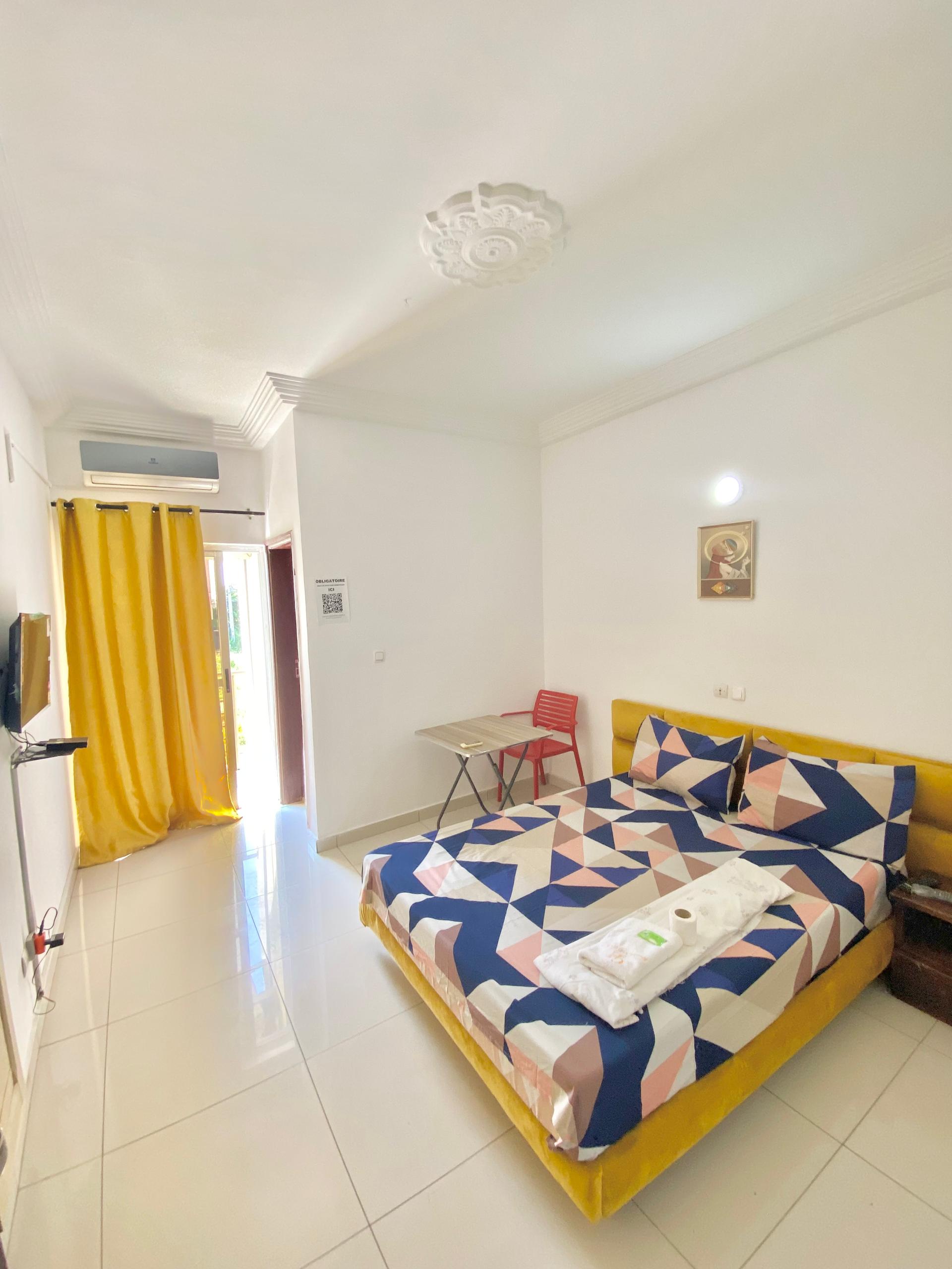 CHAMBRE N°107 RESIDENCE MERVEILLE 